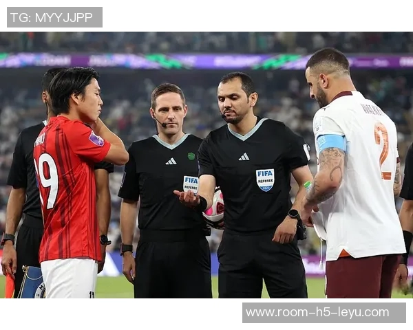 印尼主帅克鲁伊维特质疑科威特裁判执法沙特之战的合理性